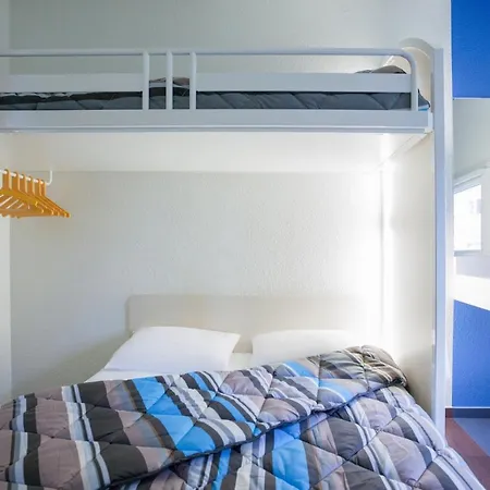 Hotel Hotelf1 De Provence